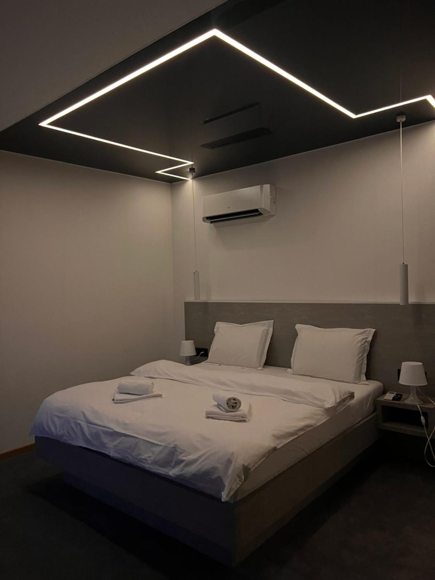 Swan Hotel Belgrad Exterior foto